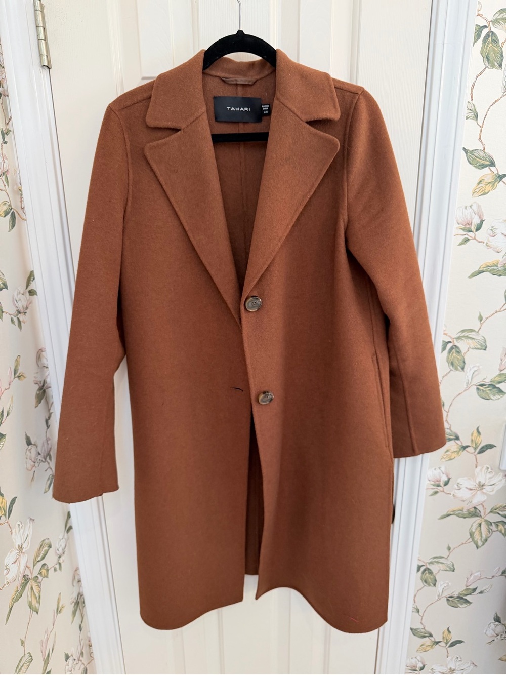 Tahari Women's Camel-Brown Single-Breasted Pea Coat